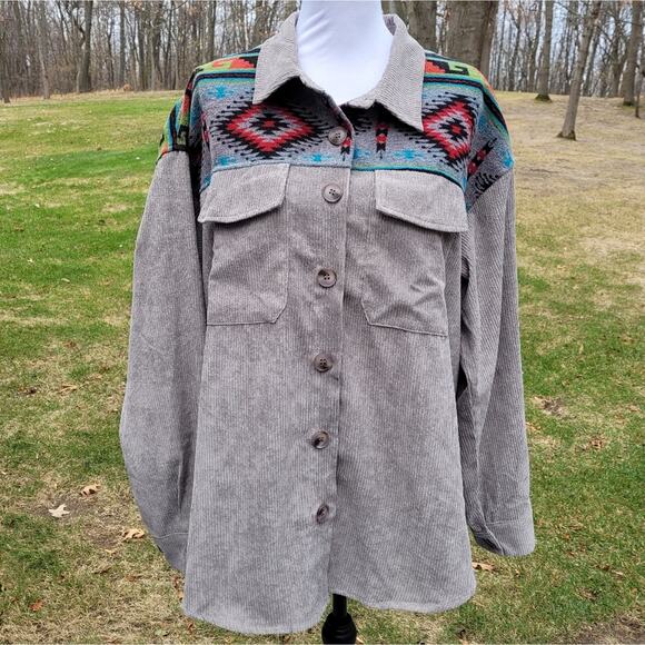Davi & Dani Gray Wide Wale Corduroy with Southwestern Yoke Shacket size 1XL - Picture 1 of 16